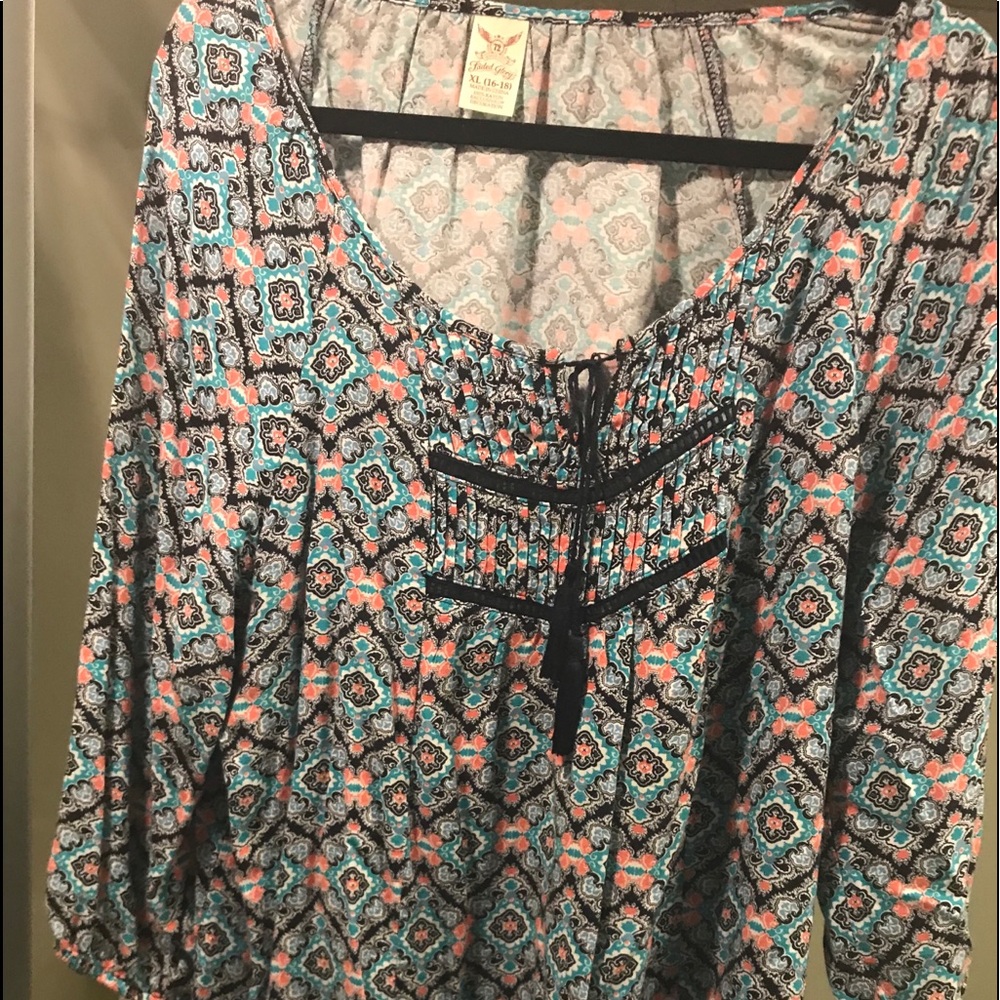 **3 for $22** Peasant Blouse
